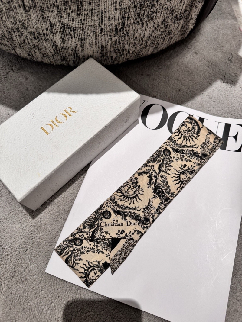 DIOR